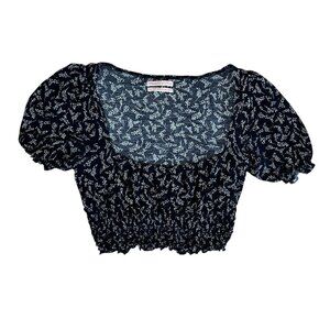 URBAN OUTFITTERS FLoral Puff Sleeve Crop Top Blouse with Smocking Size Small